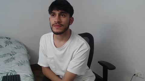 Snapshot of latinbunny7779 chatting on 12.06.24 camilo online show from 12.06.24