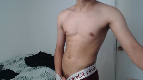 Snapshot of latinbunny7779 chatting on 01.09.25 camilo online show from 01.09.25