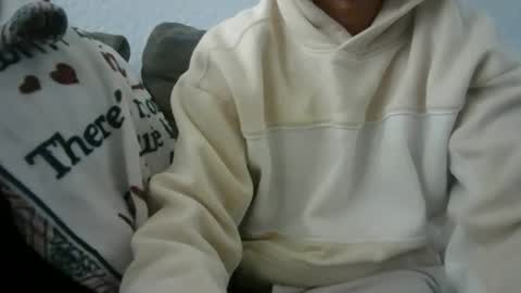 Snapshot of latincouple2023 chatting on 11.11.25 latincouple2023 online show from 11.11.25