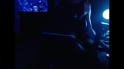 latinlover513 online show from 02.25.25