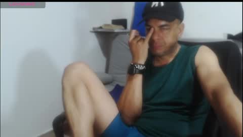 latinmartin254 online show from 04.17.26