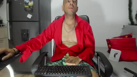 latinmartin73 online show from 12.28.24