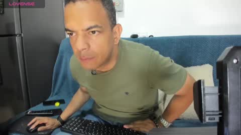 latinmartin73 online show from 01.27.25