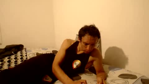 Snapshot of latinndexter chatting on 10.22.25 DEXTER online show from 10.22.25