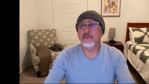 QS - INDEPENDENT MODEL online show from 01.14.26