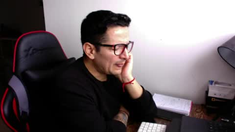 Snapshot of latino8484 chatting on 05.15.26 latino8484 online show from 05.15.26