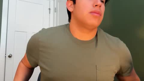 latino_hotcb1 online show from 02.24.25