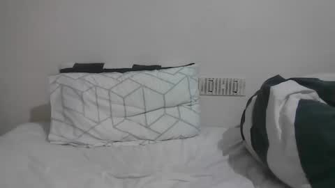 Snapshot of latino_rodri chatting on 04.19.26 latino_rodri online show from 04.19.26