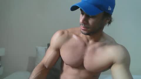 Snapshot of latino_rodri chatting on 05.10.26 latino_rodri online show from 05.10.26