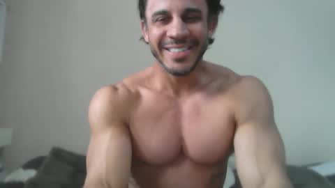 Snapshot of latino_rodri chatting on 05.16.26 latino_rodri online show from 05.16.26
