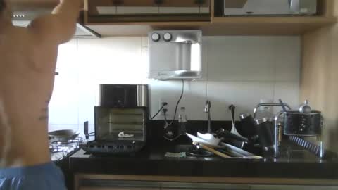 latino_rodri online show from 07.23.26
