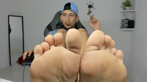 latinoalpha73 online show from 02.12.26