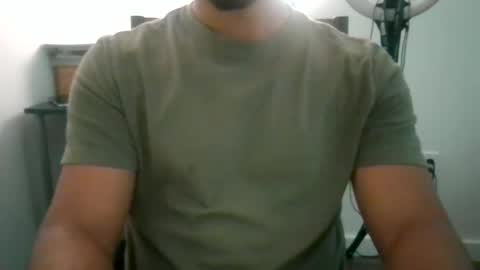 Snapshot of latinromeo1a chatting on 09.16.25 latinromeo1a online show from 09.16.25
