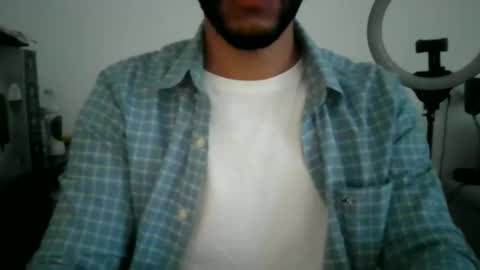 Snapshot of latinromeo1a chatting on 11.26.25 latinromeo1a online show from 11.26.25