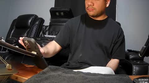 Snapshot of latinstud7 chatting on 02.20.25 Nico online show from 02.20.25