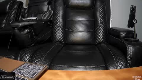 Snapshot of latinstud7 chatting on 10.03.25 Nico online show from 10.03.25