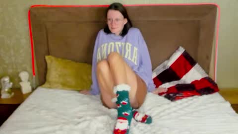 latoriacosner online show from 01.12.26