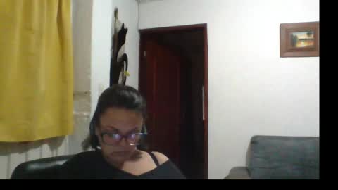 Snapshot of lau16310 chatting on 05.31.26 Laura online show from 05.31.26