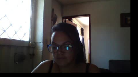Snapshot of lau16310 chatting on 06.01.26 Laura online show from 06.01.26