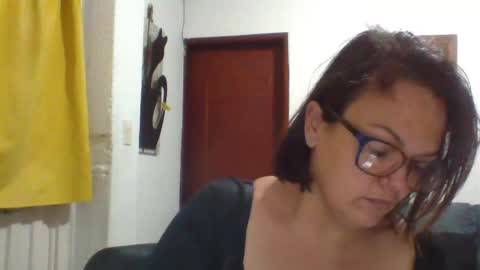 Snapshot of lau16310 chatting on 06.16.26 Laura online show from 06.16.26