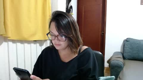 Snapshot of lau16310 chatting on 06.19.26 Laura online show from 06.19.26