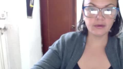 Snapshot of lau16310 chatting on 07.08.26 Laura online show from 07.08.26