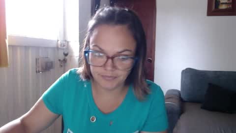 Snapshot of lau16310 chatting on 07.16.26 Laura online show from 07.16.26