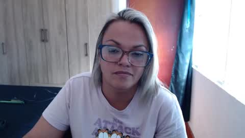 Snapshot of lau16310 chatting on 07.29.26 Laura online show from 07.29.26