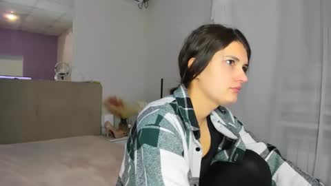 Laura online show from 12.01.25