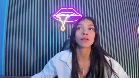 Laura online show from 12.07.24