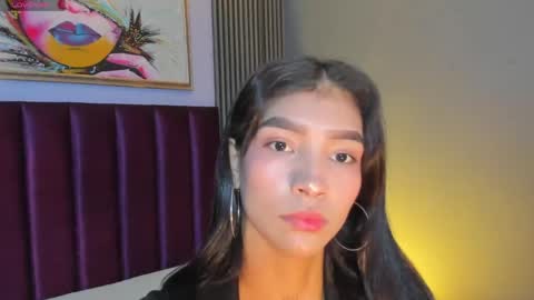 Snapshot of laura_aristizabal_19 chatting on 05.26.26 Laura online show from 05.26.26