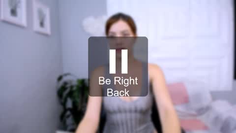 Snapshot of laura_candy02 chatting on 02.06.26 LAURA online show from 02.06.26