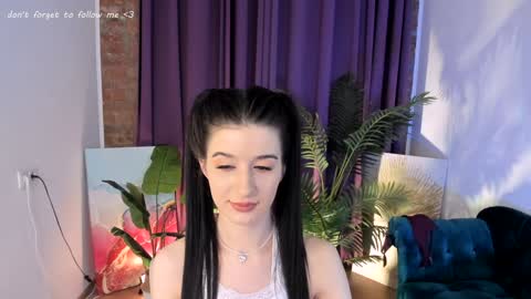 Laura online show from 01.30.25