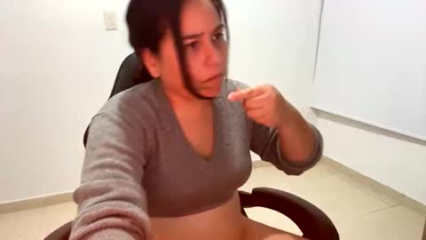 laura online show from 10.02.25