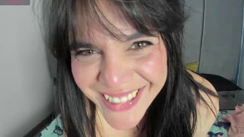 laura hotties online show from 09.18.25