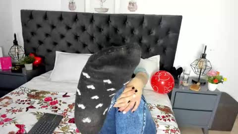 laura hotties online show from 02.21.26