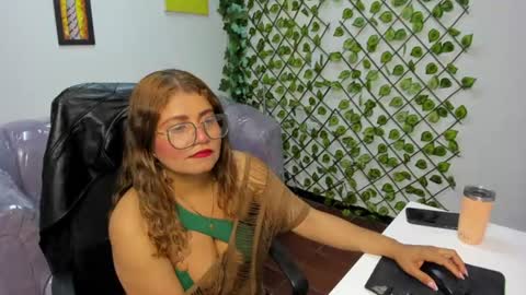 Snapshot of laura_marttin chatting on 07.12.26 laura_marttin online show from 07.12.26