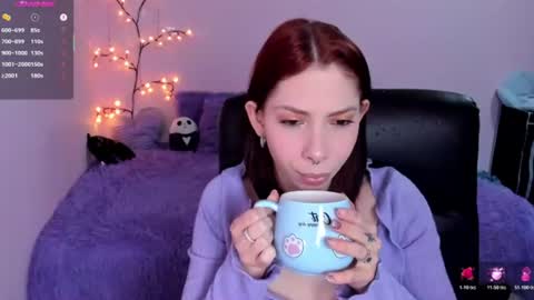Snapshot of laura_olssen chatting on 06.29.26 Kate online show from 06.29.26