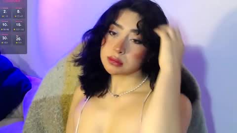 laura_pink01 online show from 10.02.25