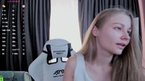 Laura online show from 09.26.25