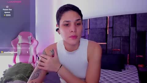Laura Rose online show from 03.01.25