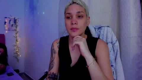 Laura Rose online show from 09.29.25