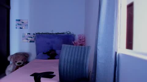 Laura Rose online show from 01.11.26