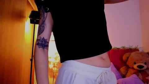 Laura Rose online show from 03.22.26