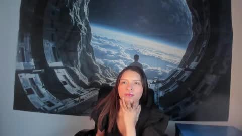 Snapshot of laura_serena chatting on 02.27.26 laura_serena online show from 02.27.26
