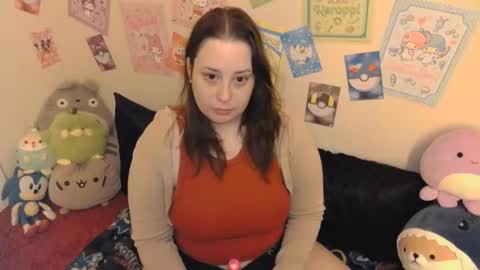 LauraChan online show from 12.25.24
