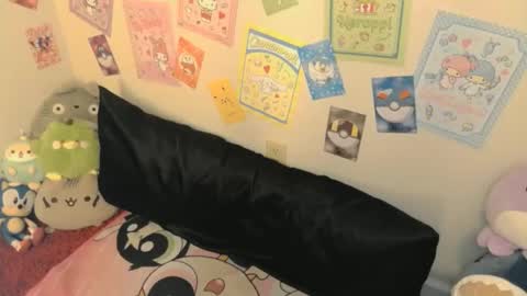 LauraChan online show from 12.30.24