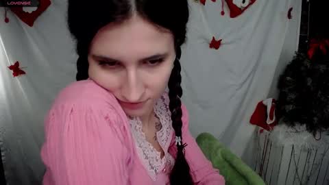 Laura online show from 01.11.25