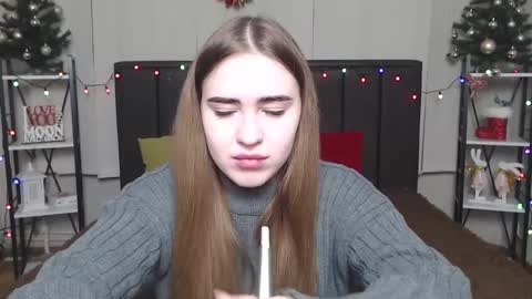 LauraHlot online show from 01.06.25