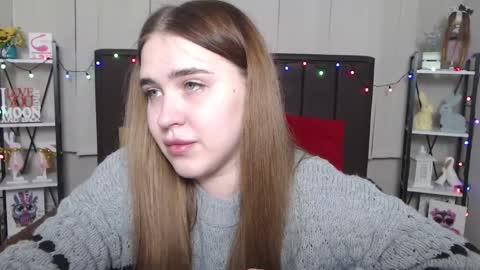 LauraHlot online show from 01.19.25